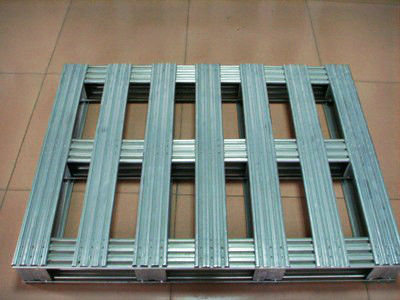 Silvery White Recyclable Stainless Steel Pallets With High Polish Finish